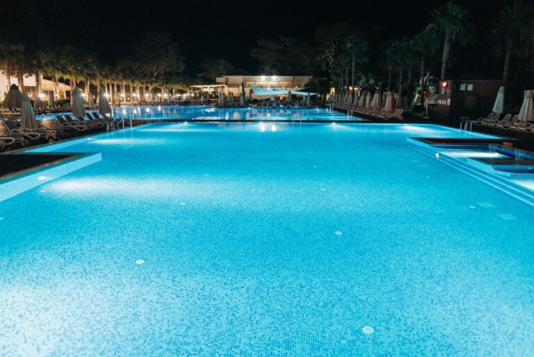 change a pool light