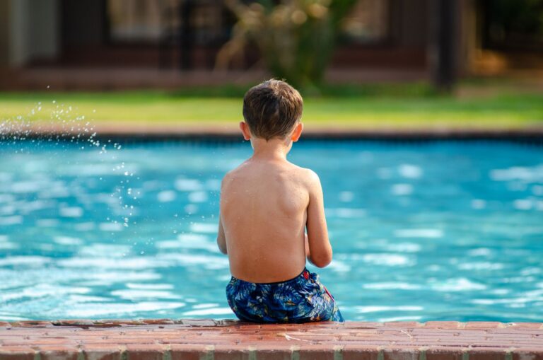 how to heat pool