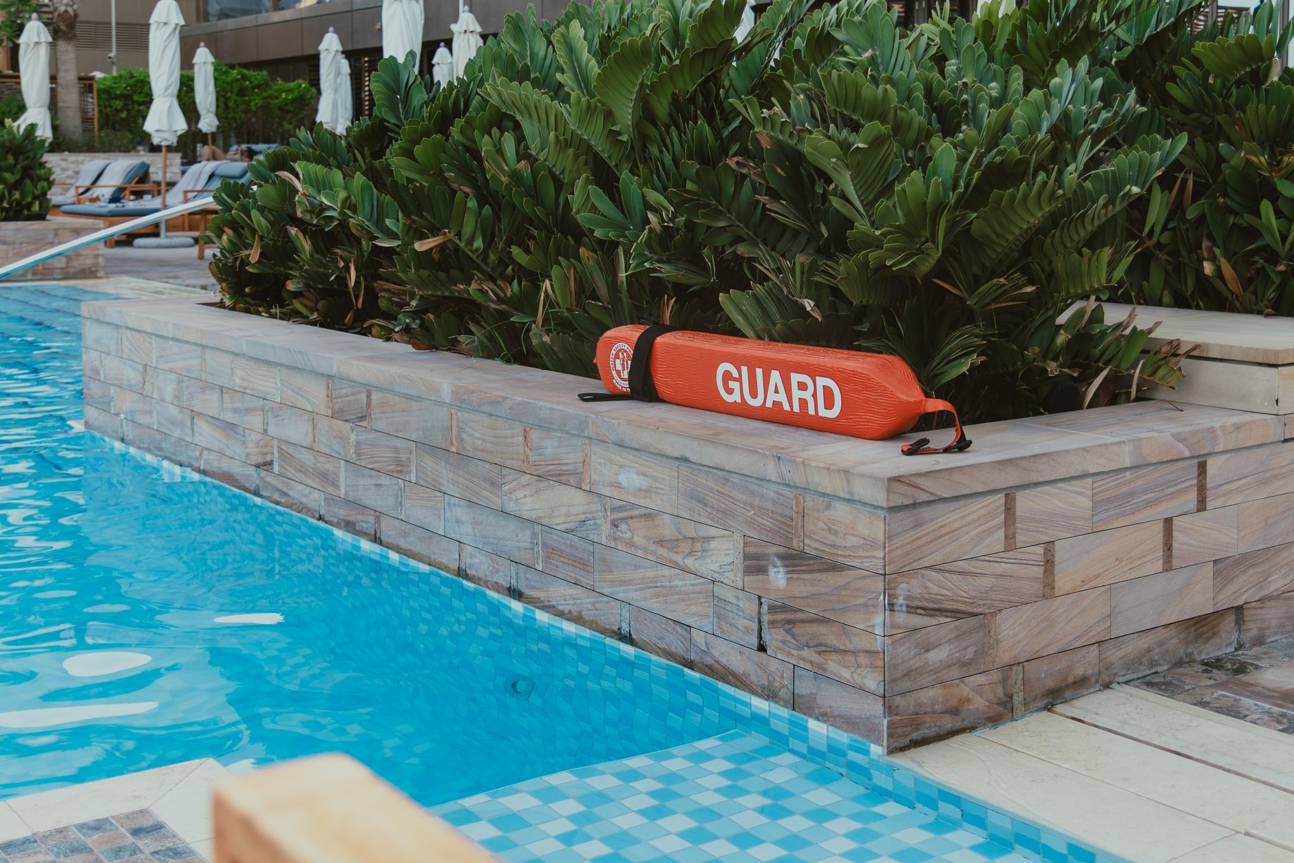 pool features